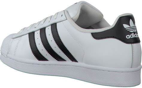 witte adidas onde welke kleding herrn|Witte Adidas sneakers voor heren .